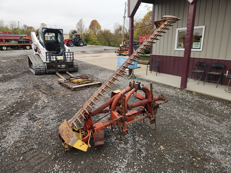 new-holland-451-image-1