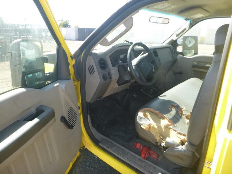 2010-ford-f350-image-10