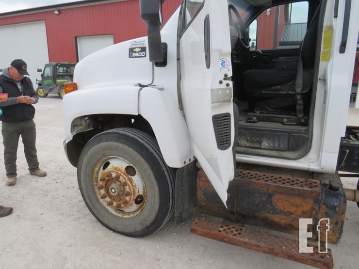 2007-chevrolet-kodiak-c8500-image-9
