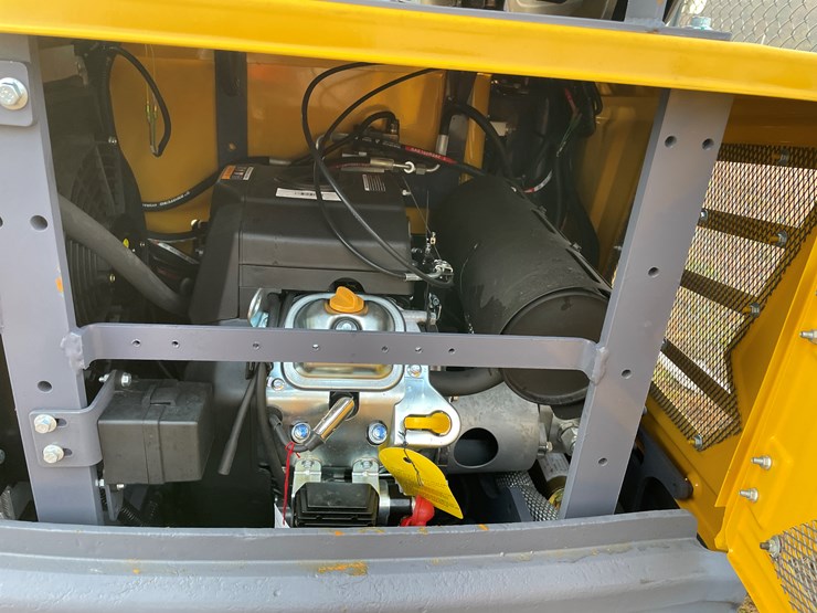 #1793-•-agt-mx20r-mini-excavator-image-17