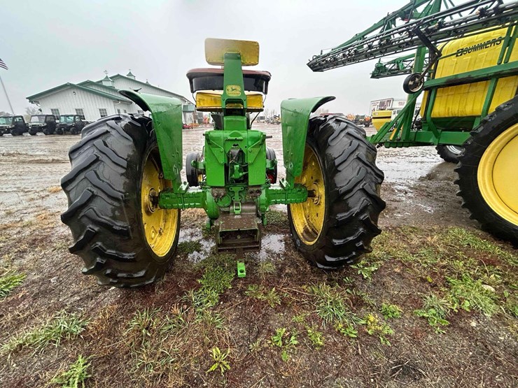 john-deere-2510-image-11