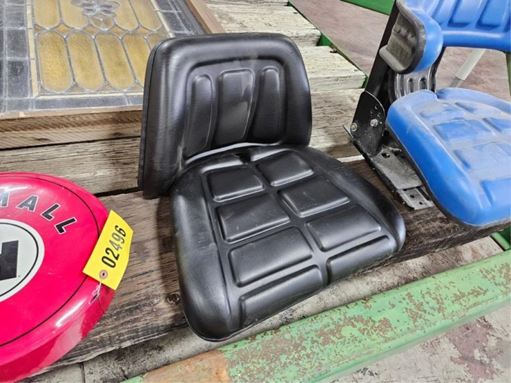 #2485-•-black-tractor-seat-image-1
