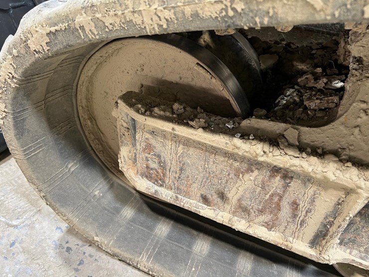 2016-bobcat-t650-image-13