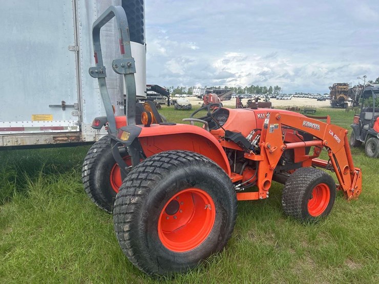 2015-kubota-mx5200f-image-3