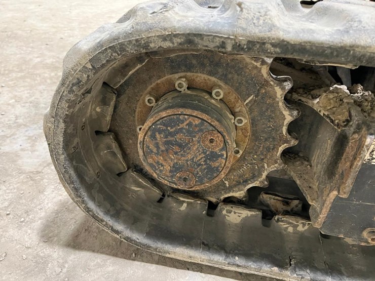 2019-caterpillar-301.7-image-19