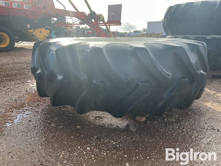 goodyear-special-sure-grip-td8-16.9r30-tractor-tire-image-7