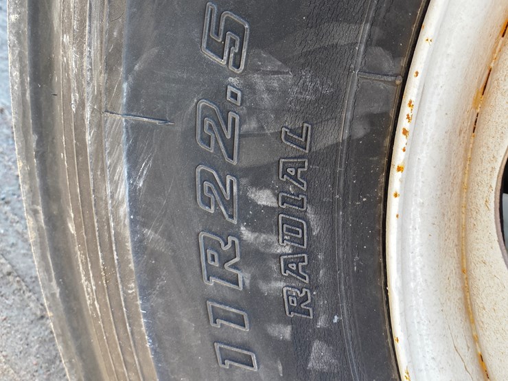 2003-international-7400-image-28