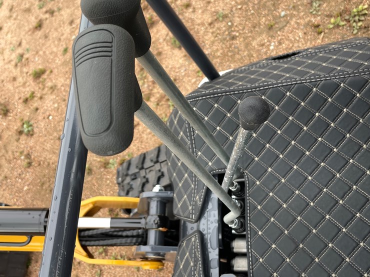 #1791-•-agt-xz20r-mini-excavator-image-35