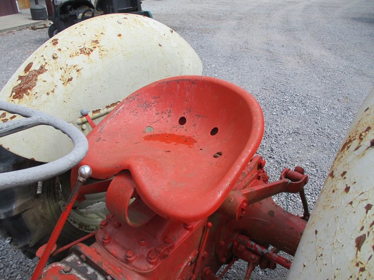 ferguson-to20-image-7