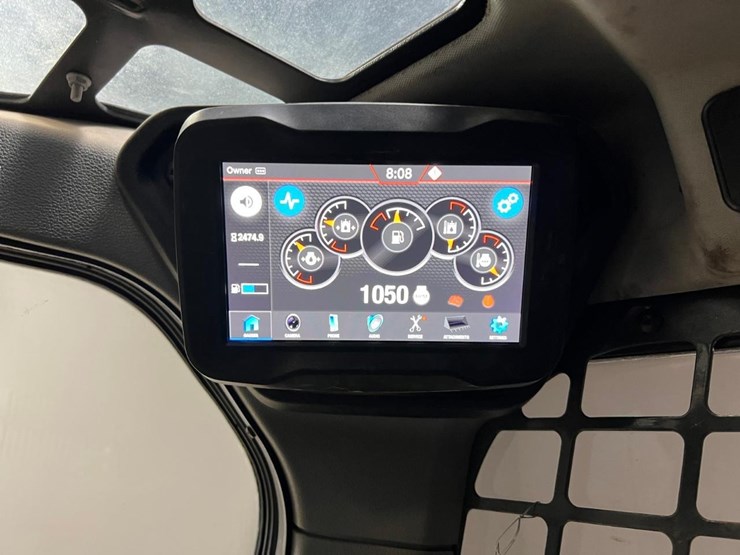 2020-bobcat-t76-image-25