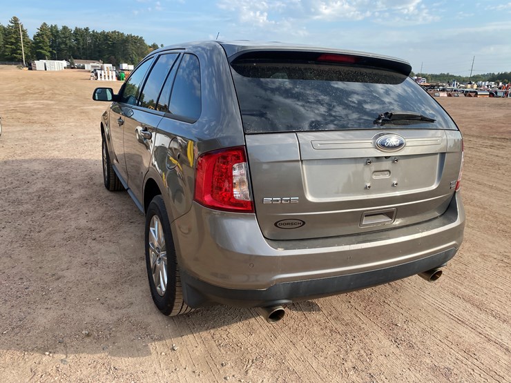 2013-ford-edge-image-49