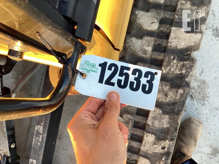 2021-caterpillar-302.7cr-image-22