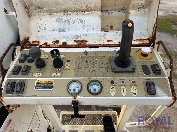 2006-altec-dm47-image-27