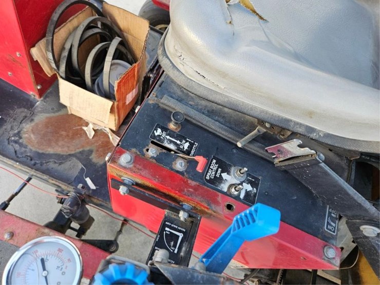 #2525-•-toro-1100-sprayer-image-28