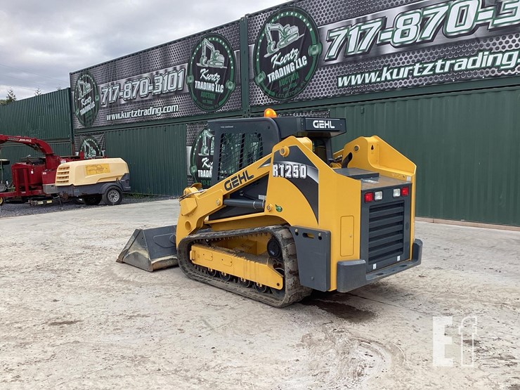 2014-gehl-rt250-image-2