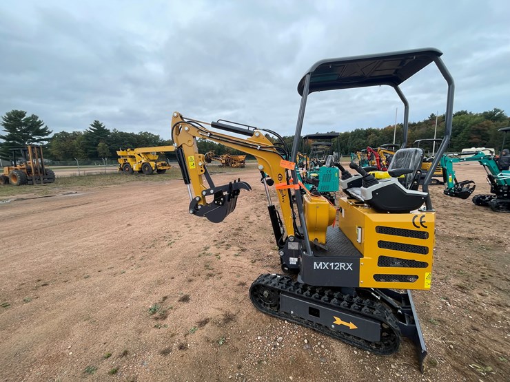 #1695-•-agt-mx12rx-mini-excavator-image-7