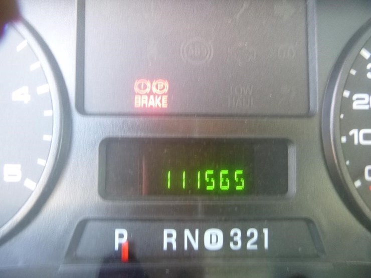 2006-ford-f450-image-25