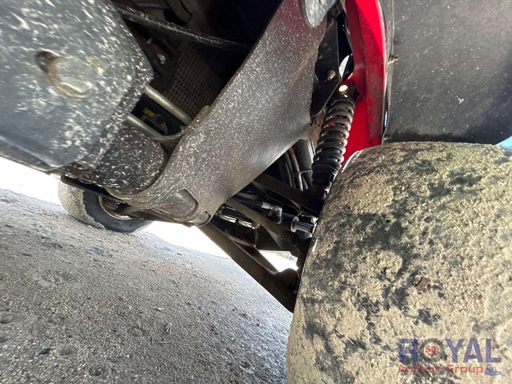 2015-toro-multi-pro-1750-175-gallon-turf-sprayer-cart-image-13