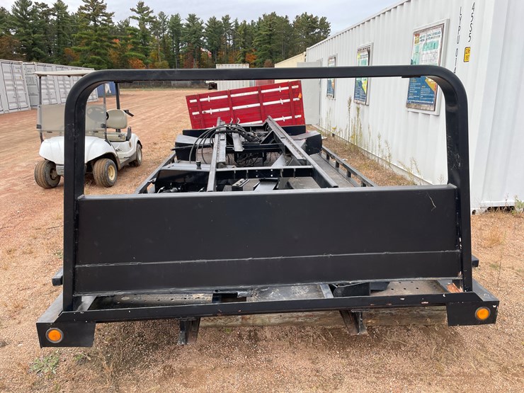 #3343-•-18'6"-rollback-bed-with-car-lift-attachment-image-2