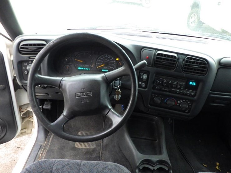 2001-gmc-jimmy-image-7