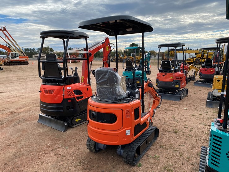 #1786-•-tmg-mve08-mini-excavator-image-3