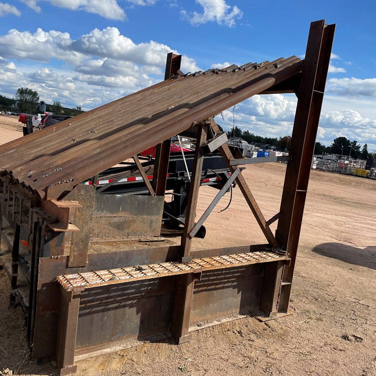 #3198 • Shop Made Box Screener