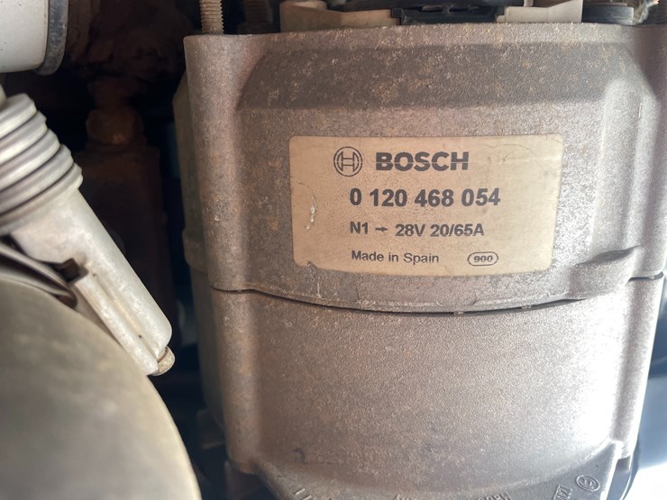 2011-case-821f-image-80