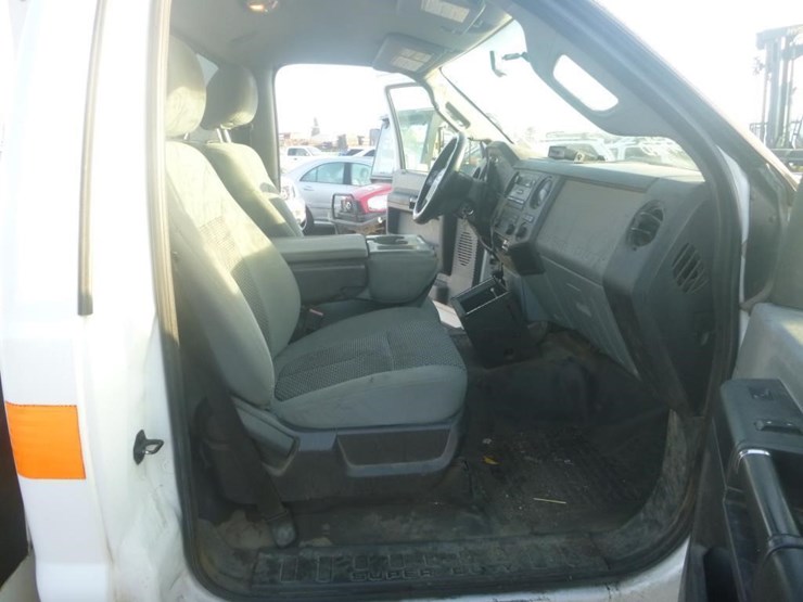 2012-ford-f450-image-13