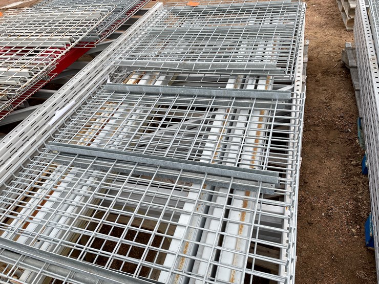 #7311-•-pallet-of-teardrop-style-pallet-racking-image-4