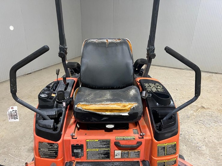 kubota-zd326p-image-14