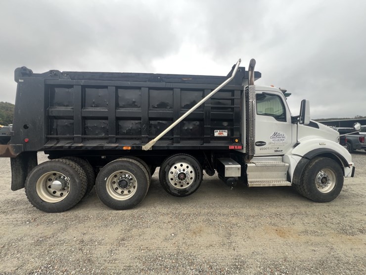 2016-kenworth-t880-image-6