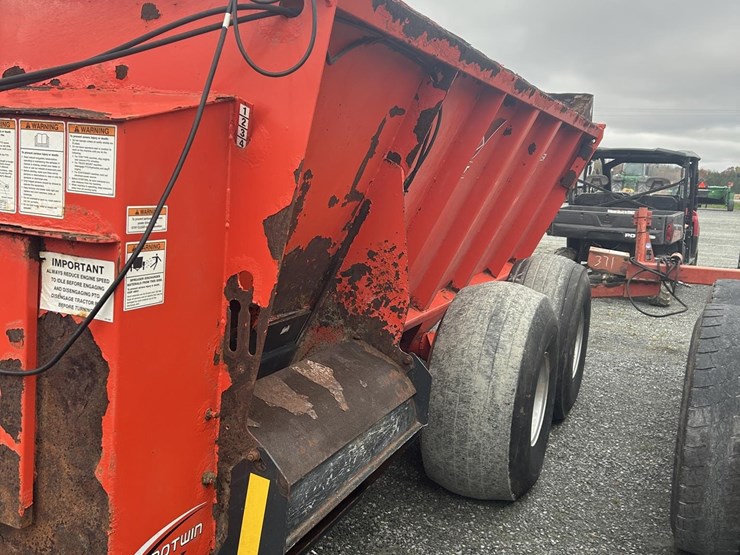 kuhn-knight-8124-image-3