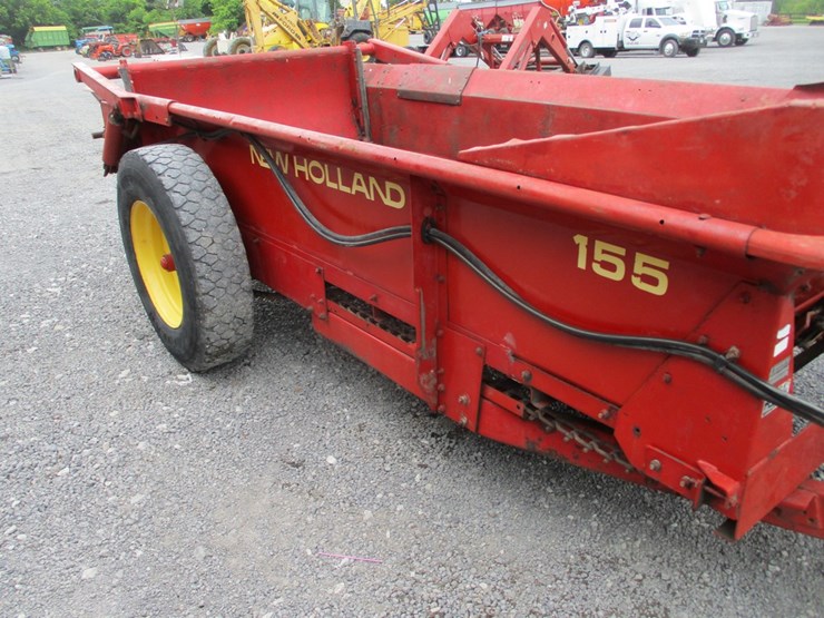 new-holland-155-image-4