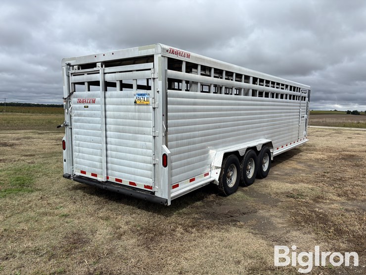 2019-travalum-tri/a-aluminum-gooseneck-livestock-trailer-image-5