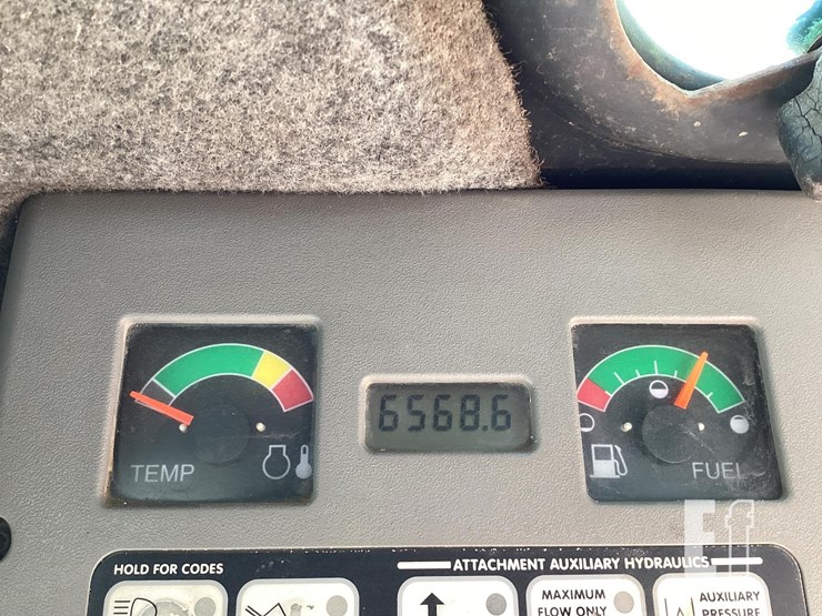 2008-bobcat-s175-image-18