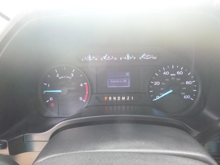 2018-ford-f550-image-17