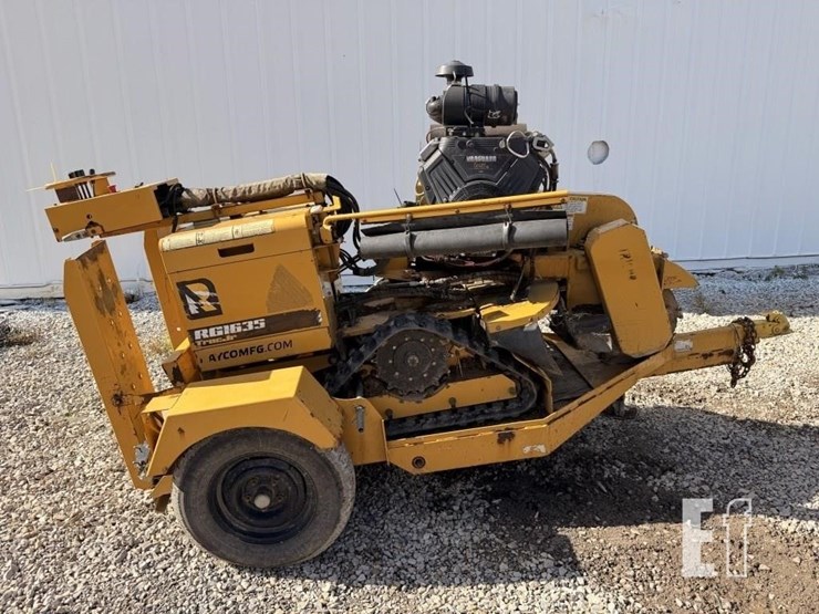 2013-rayco-rg1635-trac-jr-image-1