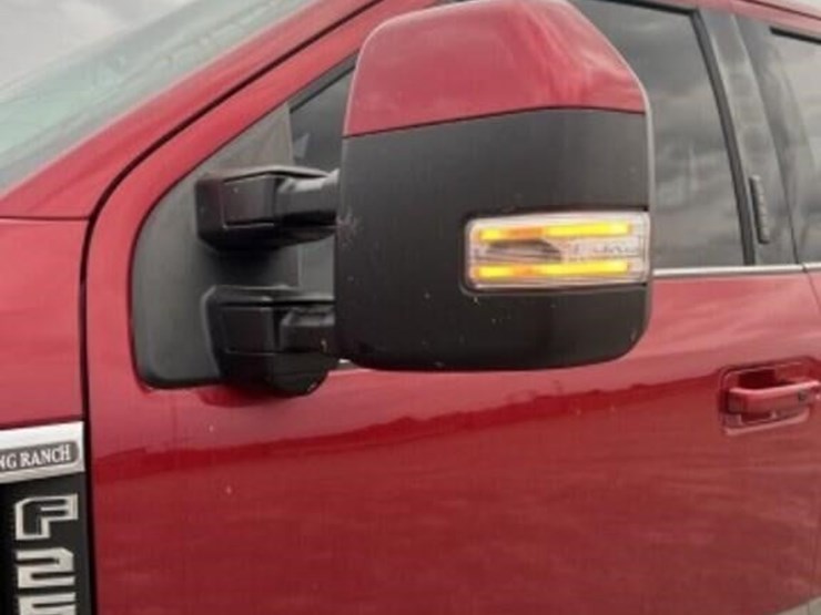 2021-ford-f250-king-ranch-image-18