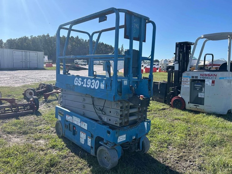 genie-gs1930-image-4