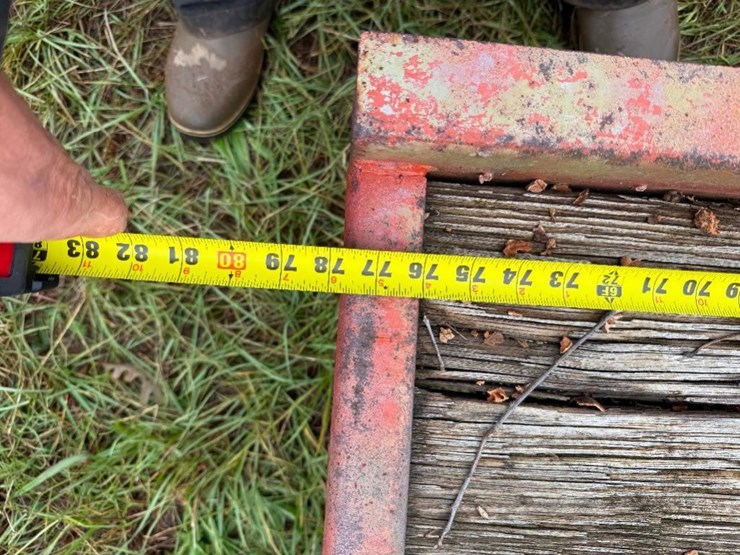 red-trailer-**no-title**-image-8