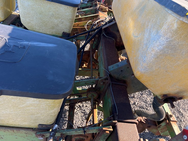 john-deere-7000-image-8