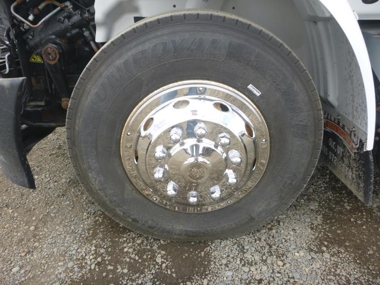 2017-international-8600-image-26