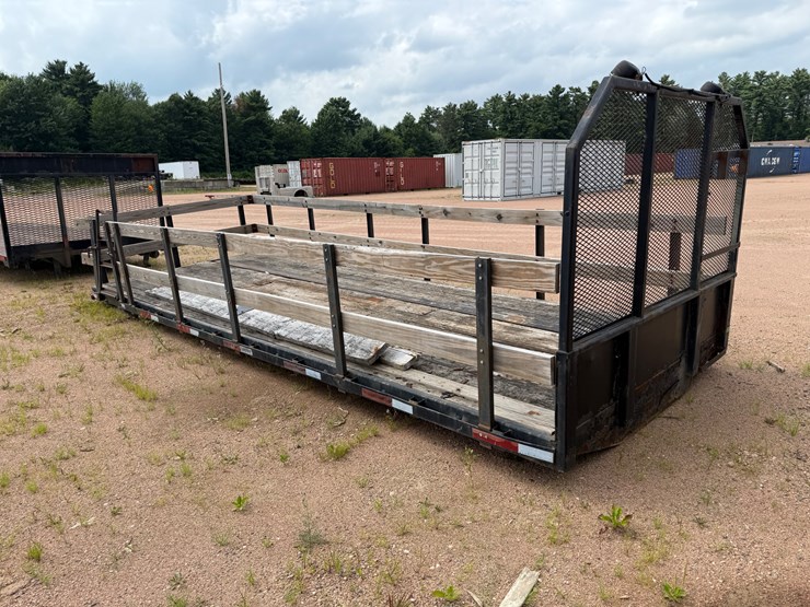 #3190-•-22’-steel-flatbed-image-3