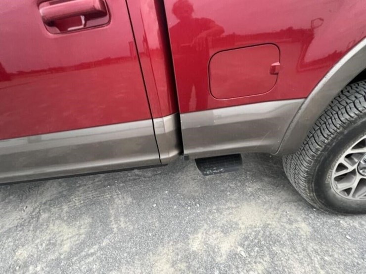 2021-ford-f250-king-ranch-image-15