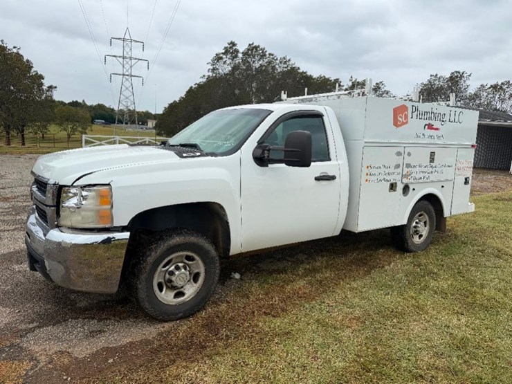 2010-chevrolet-2500-image-1