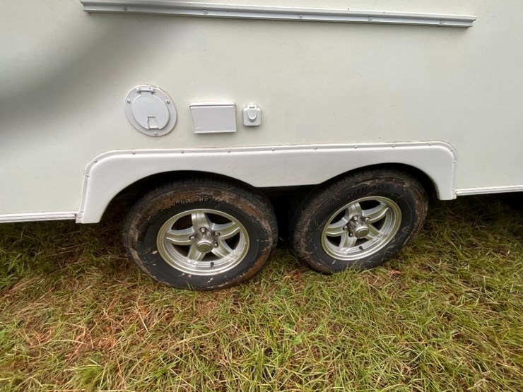 2015-forest-river-flagstaff-microlite-camper-image-9