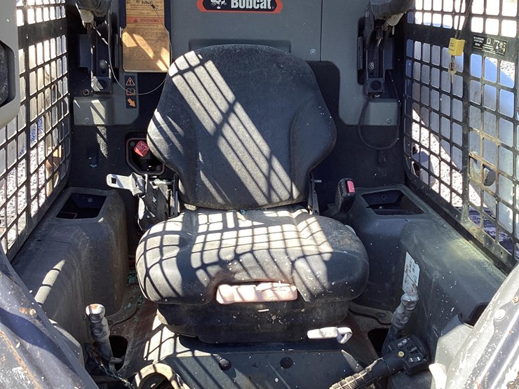 2021-bobcat-t66-image-14