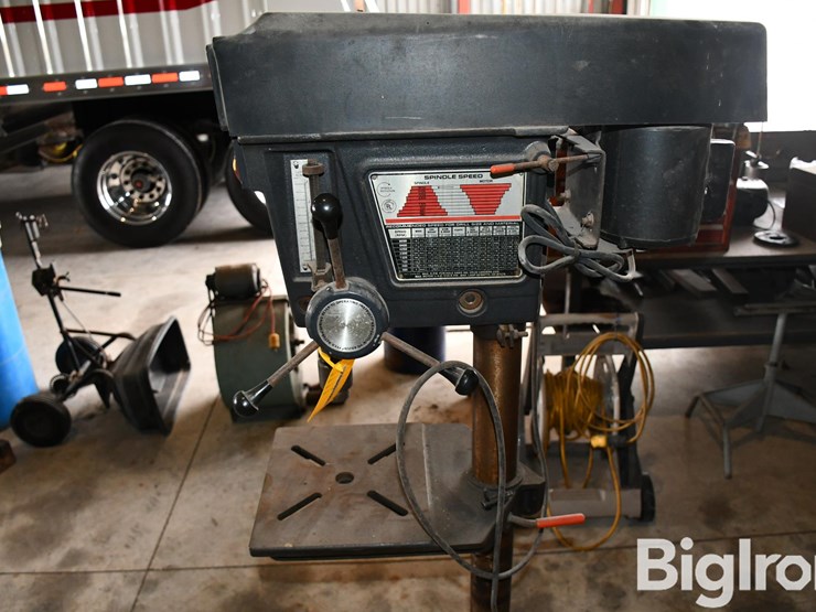 sears-craftsman-113213780-15-1/2"-drill-press-image-13
