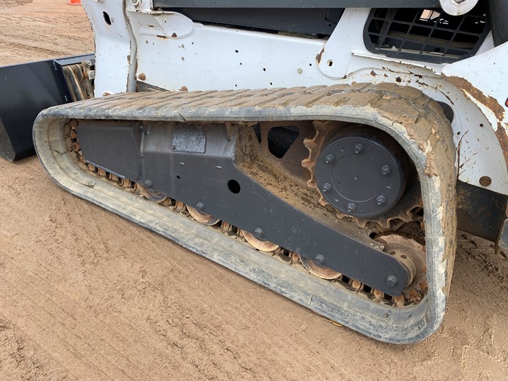 2014-bobcat-t650-image-10