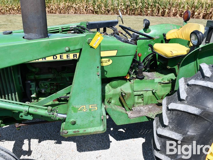 1977-john-deere-2440-image-17